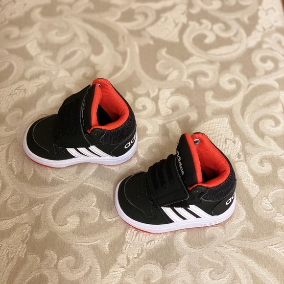 New Adidas Hoops Mid 2.01 Sneaker sz3